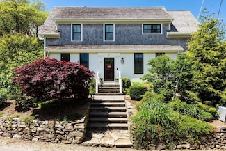 17 Point St, Provincetown, MA 2657