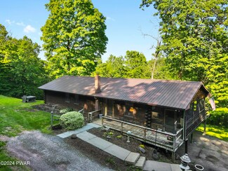 54 Rockys Ridge, Waymart, PA 18472