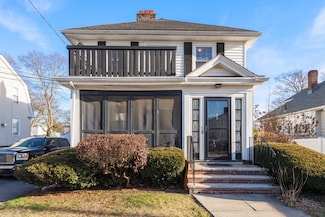 48 Clifford St, Hyde Park, MA 02136