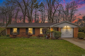 1144 Echo Dr, South Bend, IN 46614
