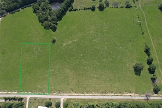 948 Jones, New Waverly, TX 77385