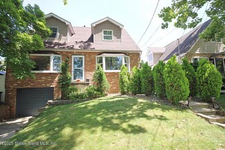 241 Fanning St, Staten Island, NY 10314