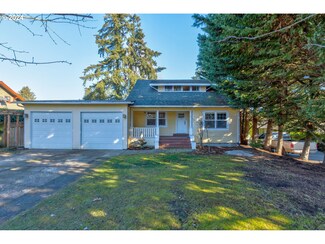 718 S Wynooski St, Newberg, OR 97132