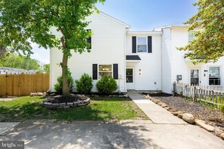 1 Yorkshire Rd, Sicklerville, NJ 08081