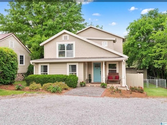 4324 Dolly Ridge Rd, Vestavia, AL 35243
