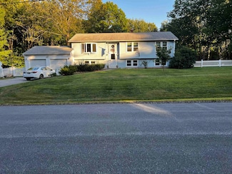 15 Windsong Dr, Kingston, NH 03848
