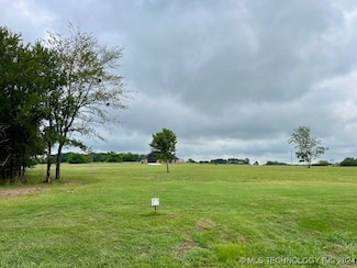 22 S Landing Loop, Mead, OK 73449