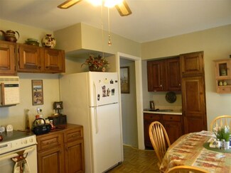 938-944 Lancaster Rd, Groveton, NH 03582
