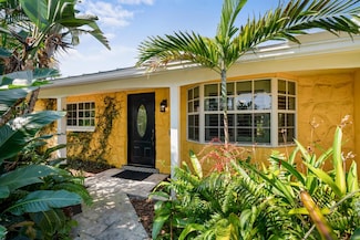 12043 Dolphin Dr, Palm Beach Gardens, FL 33410