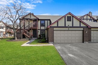 373 Sandhurst Cir Unit 3, Glen Ellyn, IL 60137