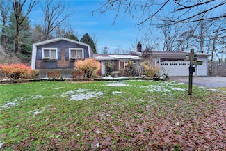 13340 Ward Rd, Holland, NY 14080