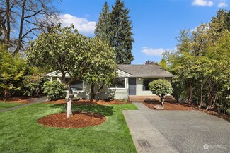 8202 S 116th St, Seattle, WA 98178
