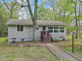 111 Arrowood Dr, Dingmans Ferry, PA 18328