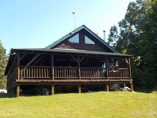180 Wpa Rd, Crystal Falls, MI 49920