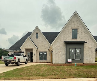 39 Turtle Creek Dr, Benton, LA 71006