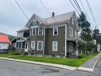 1 Pine St, North Walpole, NH 03609