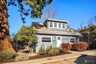 4468 SW Kenyon Place, Seattle, WA 98136