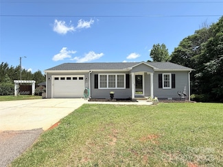 5323 Flat Creek Rd, Heath Springs, SC 29058