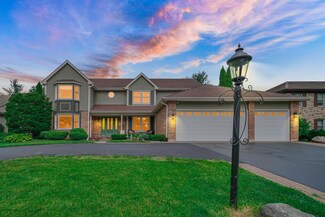 95 Briargate Rd, Cary, IL 60013