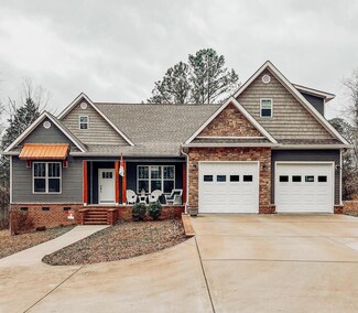 394 Edgewater Ave, Dayton, TN 37321