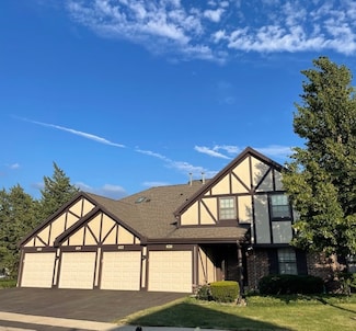 620 Elizabeth Dr Unit 21A, Wood Dale, IL 60191