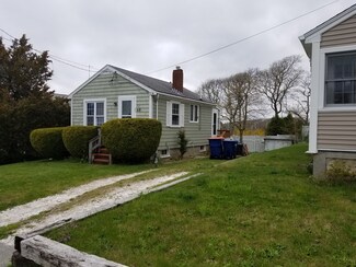 48 Winona Ave, Fairhaven, MA 02719