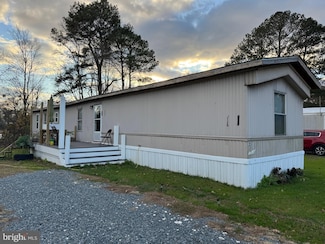 30551 Creekview Dr, Princess Anne, MD 21853