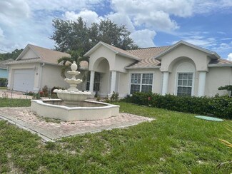 997 SW Curtis St, Port Saint Lucie, FL 34983