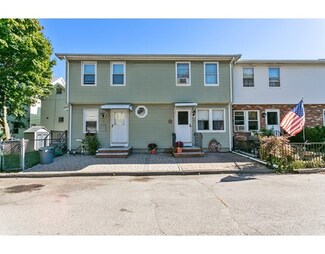9 Rev Robert m Costello Place, Dorchester, MA 02122
