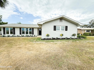 2507 W 27th St, Panama City, FL 32405