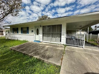 2127 Dupont Dr, Terrytown, LA 70056