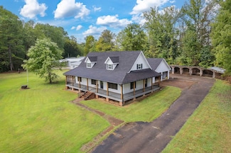 9475 Highway 100, Scotts Hill, TN 38374