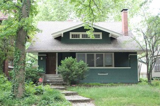 1059 Riverside Dr, South Bend, IN 46616
