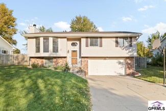 4007 N 212th St, Elkhorn, NE 68022