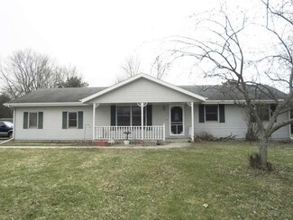 1075 E Main St, Oregon, IL 61061