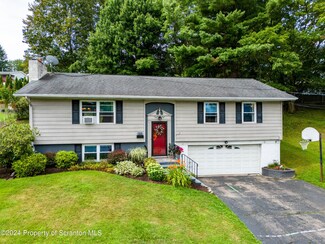 300 Carnation Dr Unit L2, Clarks Summit, PA 18411