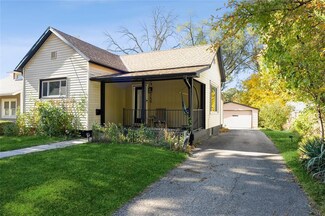 750 24th St, Des Moines, IA 50312