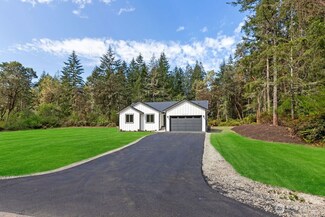 2220 202nd Ave SW, Lakebay, WA 98349
