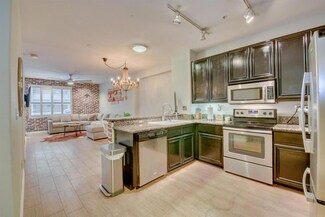 350 K St Unit 211, San Diego, CA 92101