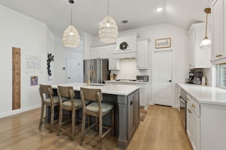 9109 Amistad Ln, Lantana, TX 76226