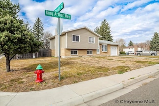 4700 King Arthur Way, Cheyenne, WY 82009