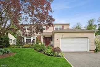 52 Hawthorne Ave, Springfield, NJ 07081