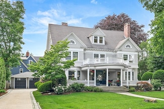 5 Stratford Rd, Winchester, MA 01890