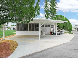36 Saddlebag Trail S, Lake Wales, FL 33898