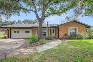 908 Hollybluff St, Austin, TX 78753