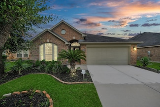 4614 S Creekmont, Fresno, TX 77545