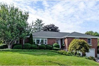 36 Bel Air Rd, Hingham, MA 02043