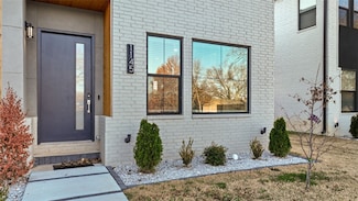 1145 NE Monroe St, Bentonville, AR 72712