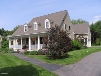 6 Stoneledge Rd, Lenox, MA 01240