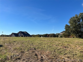 20 Blake Ln, Durant, OK 74701